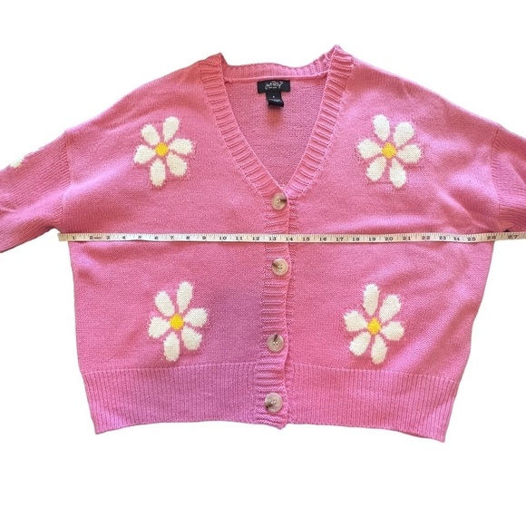 Just Polly Oversized Pink and White Daisy Floral Cardigan Women’s Size S - Picture 2 of 10